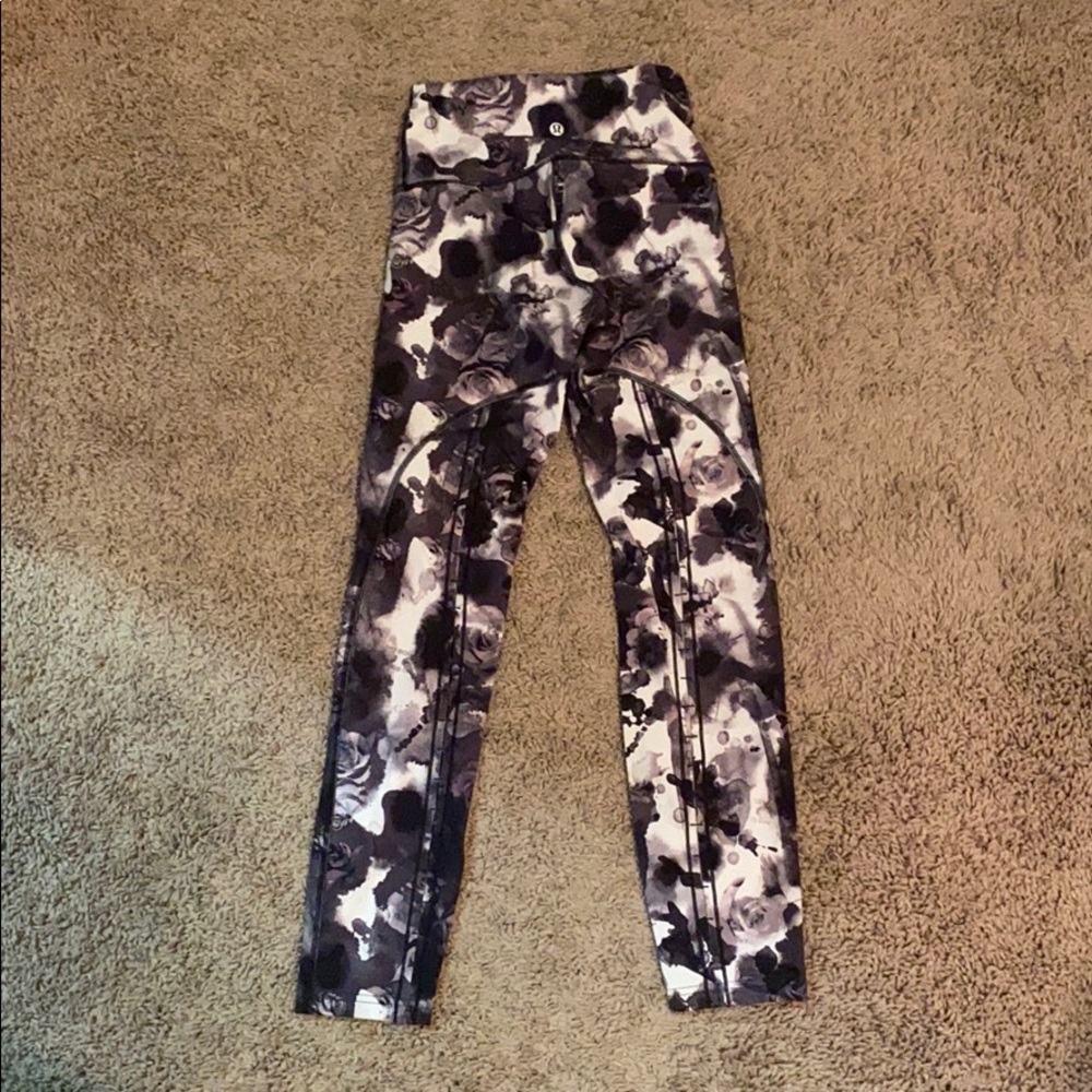 lulu leggings, never worn but without tags